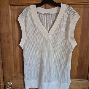 Woman's Zara Open Weave Beige Knit Sleeveless V Neck Sweater Vest Top